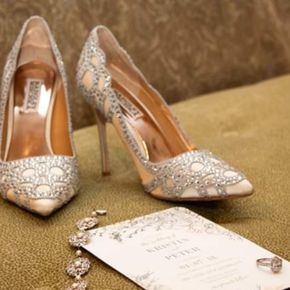 Badgley Mischka Rouge Pointy Toe Pump